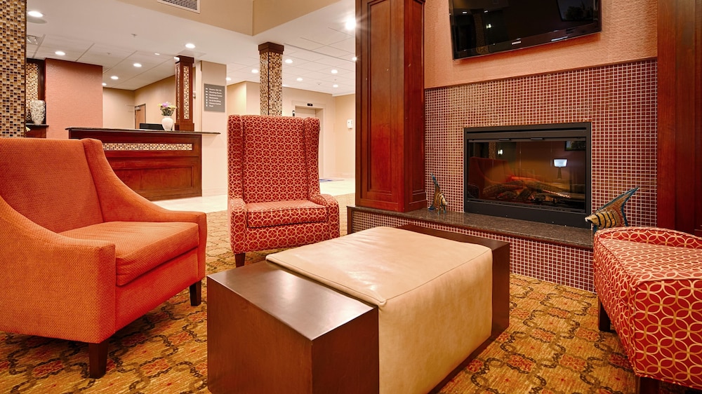 Best Western Plus Finger Lakes Inn & Suites 20/32