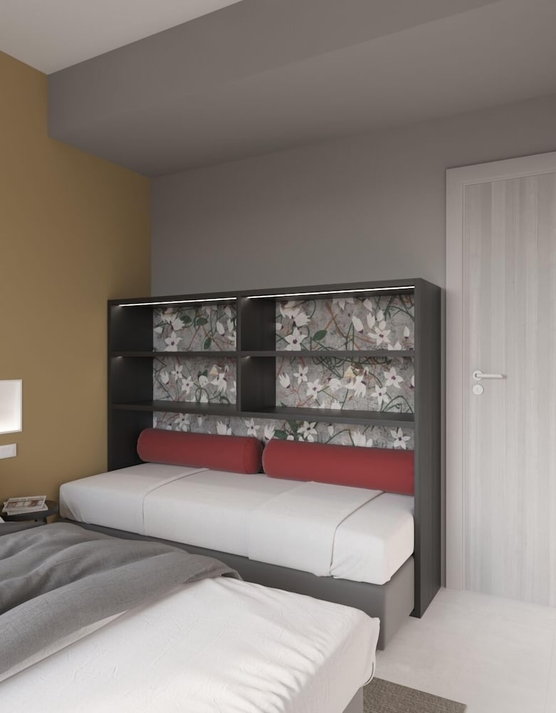Hotel Iris 25/76