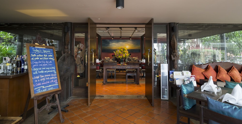 The Rose Residence 51/66