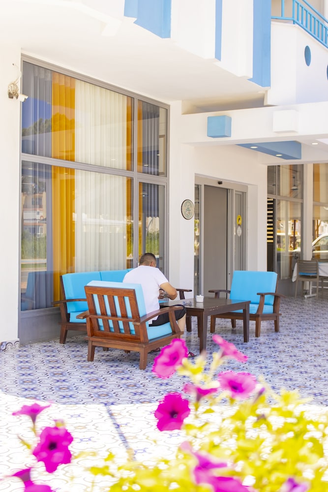 Evon Otel 40/42