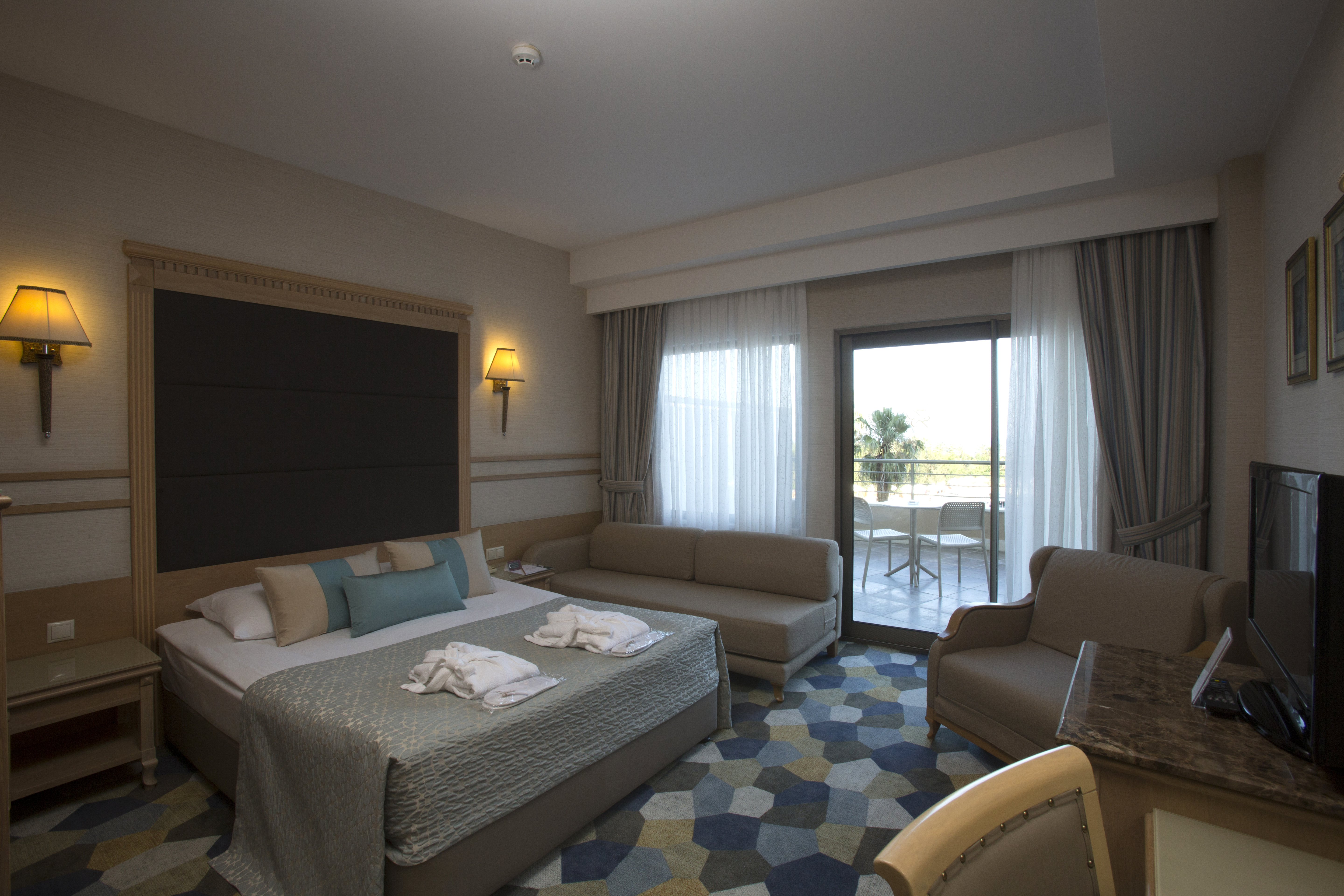 FAMILY DELUXE ROOM
