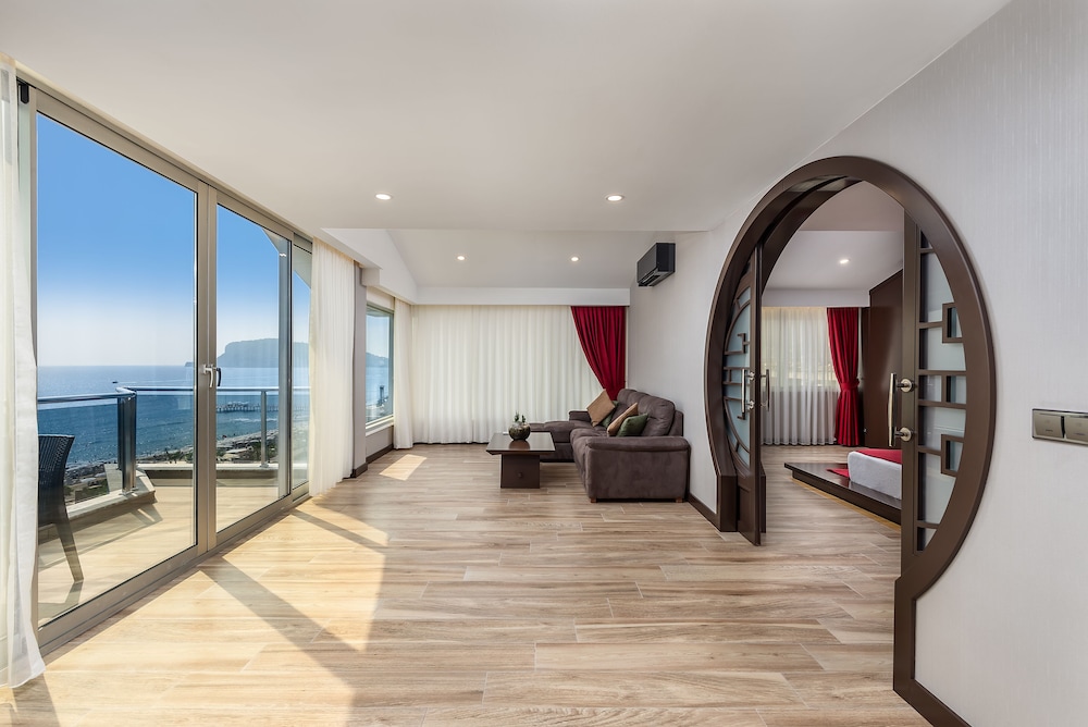 Kaila Beach Hotel 27/50