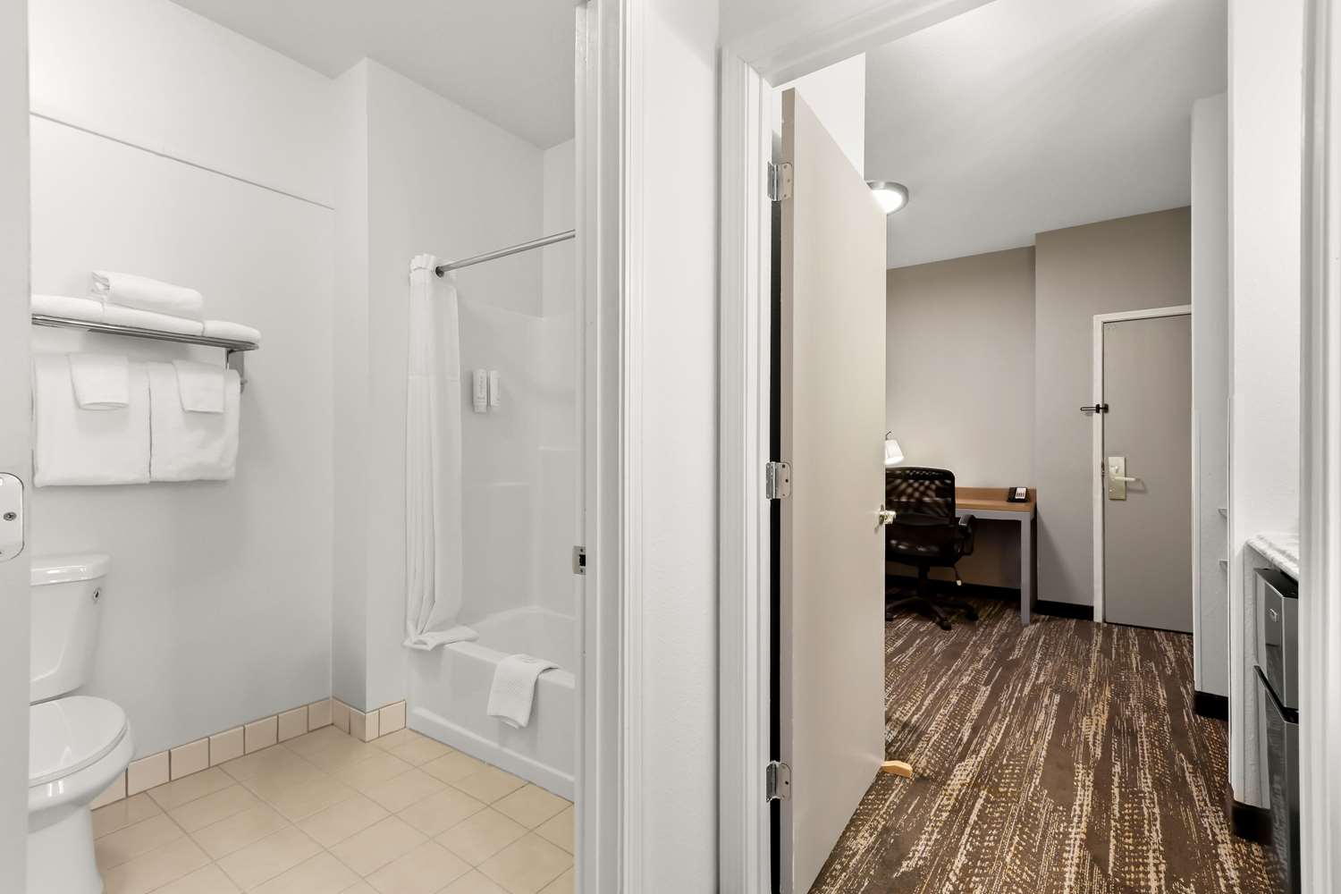 Clarion Suites Anchorage Downtown 45/45