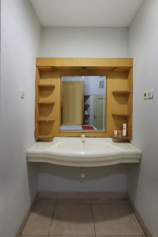 Oyo 297 45 Residence 13/29