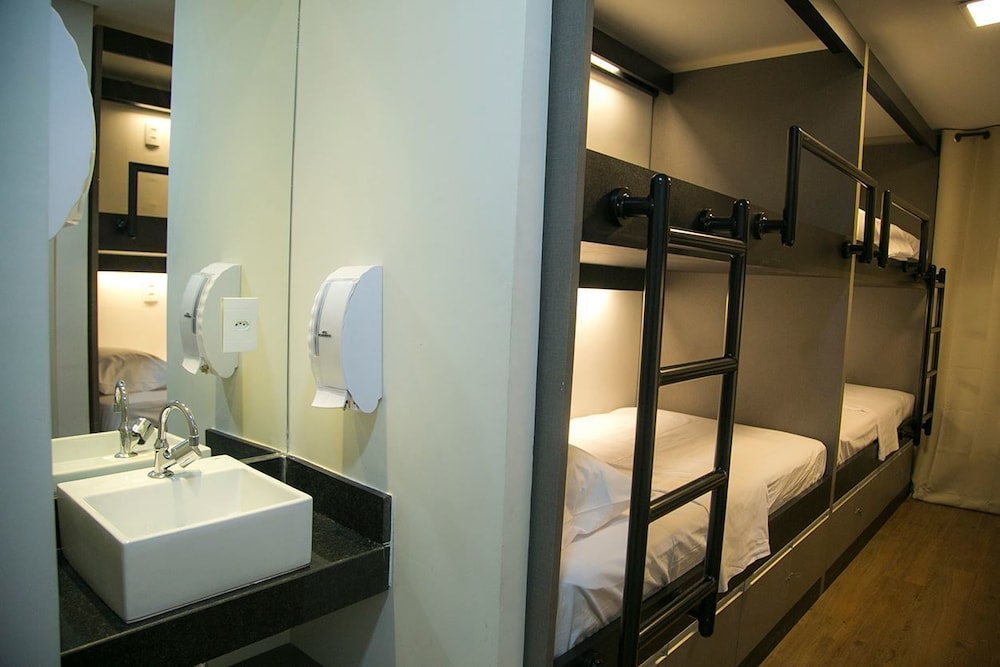 Ipanema Beach Hostel 14/64