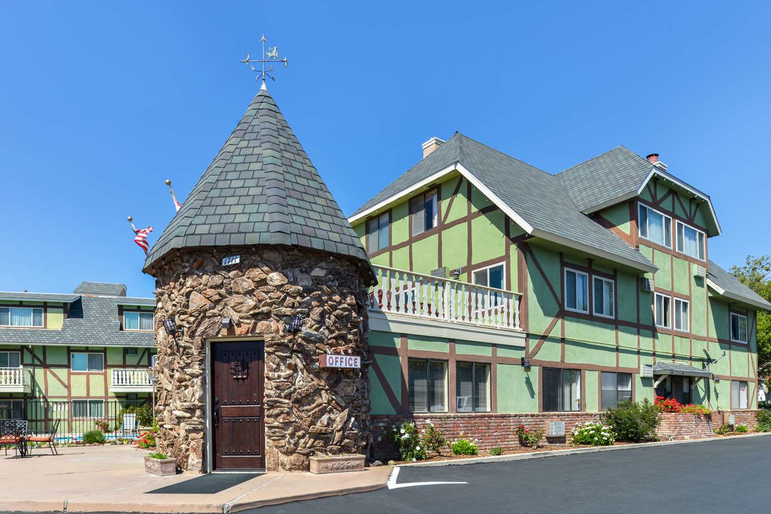 Svendsgaard S Danish Lodge Americas Best Value Inn 4/26