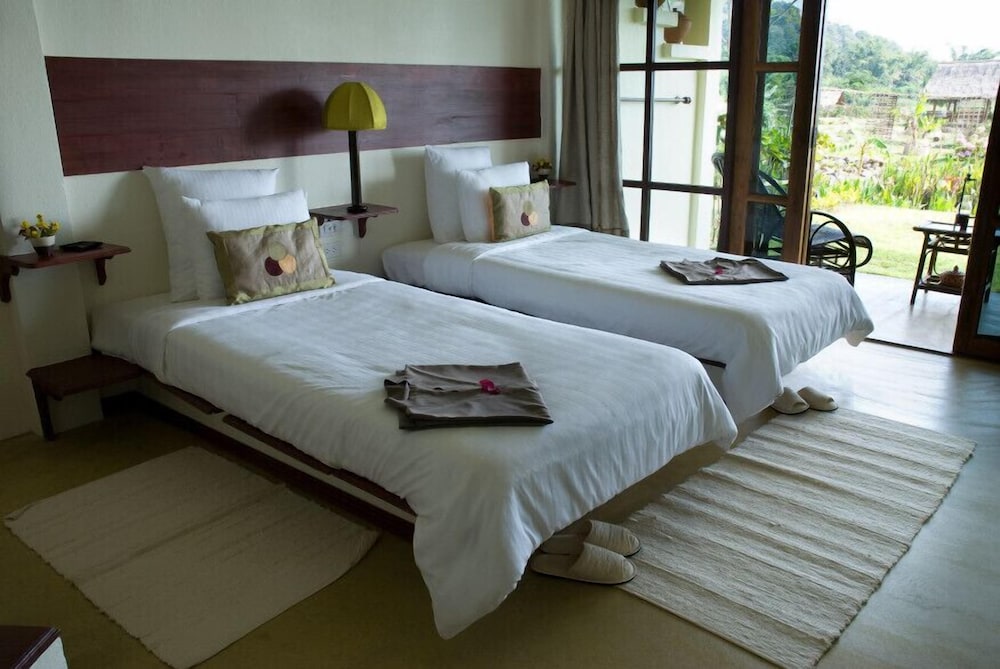 Maekok River Village Resort 11/55