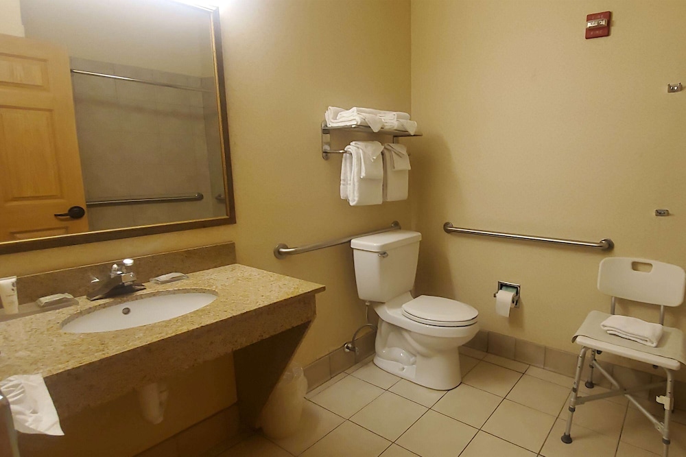 Wingate by Wyndham Youngstown/Austintown 41/48