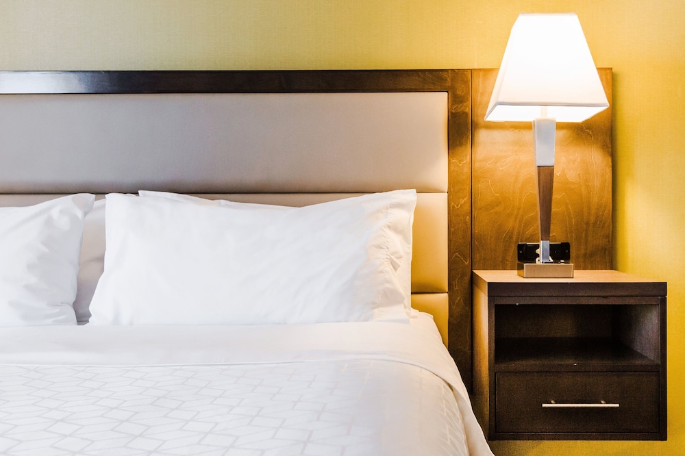 Candlewood Suites Edmonton West 28/76
