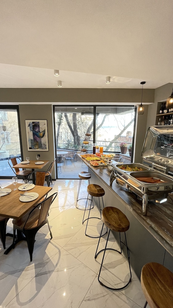 Barnovi Boutique Hotel 44/61