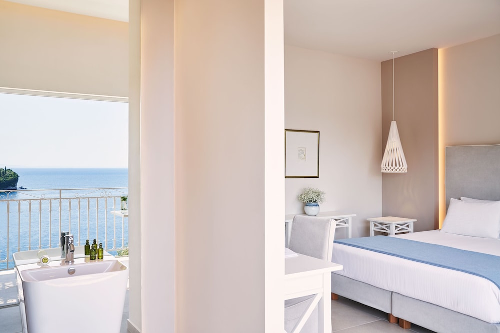Panorama, Junior Suite, King Bed، San Antonio Corfu Resort – Adults Only 2/3