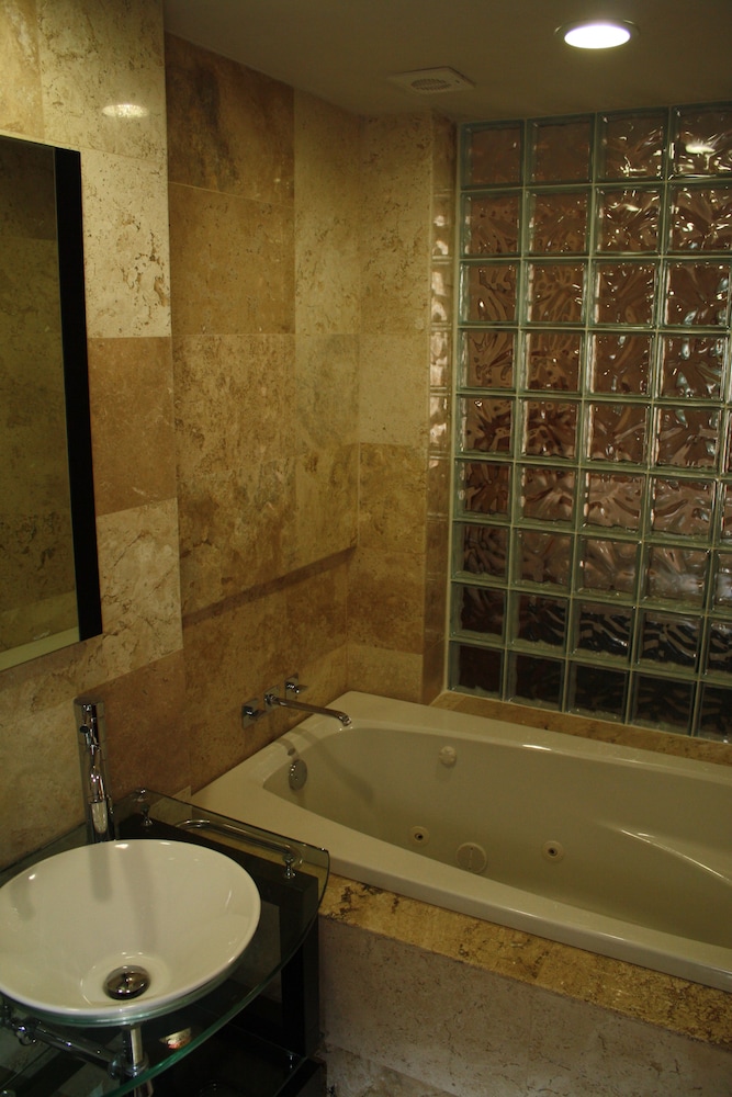 Hotel Porto Allegro 30/33