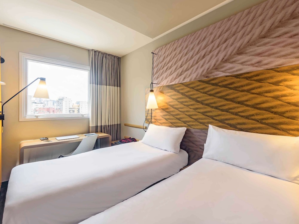 STANDARD, TWIN BEDS