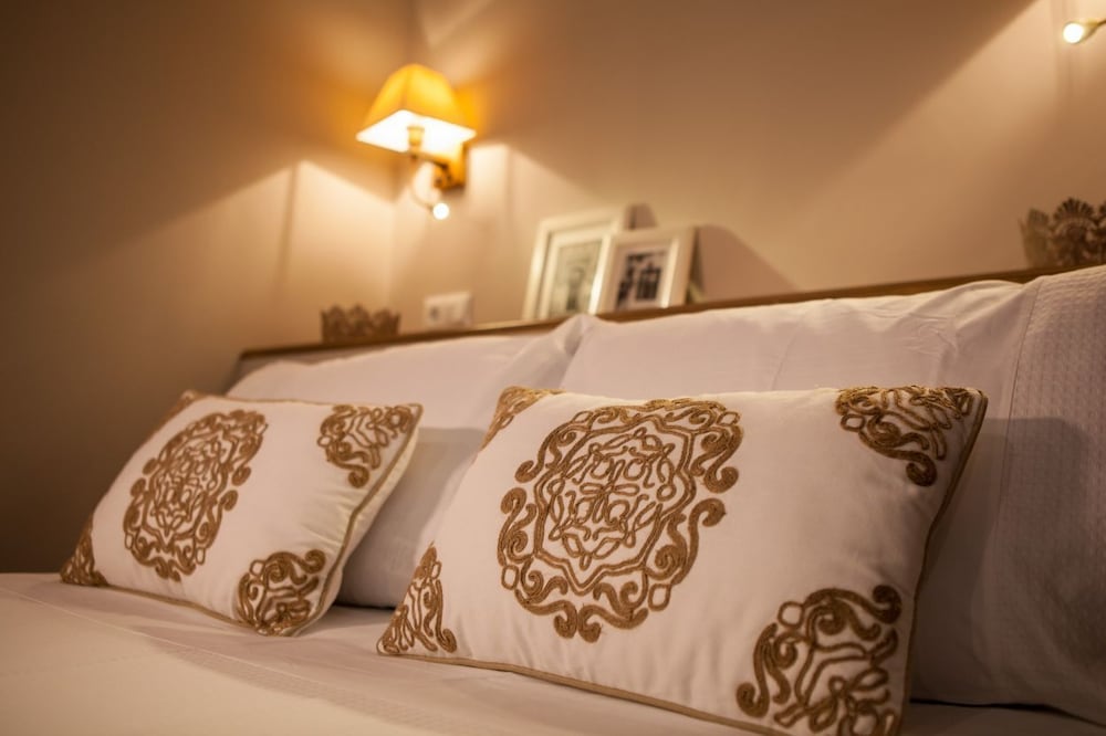 Hostal Plaza Cantarero 12/37