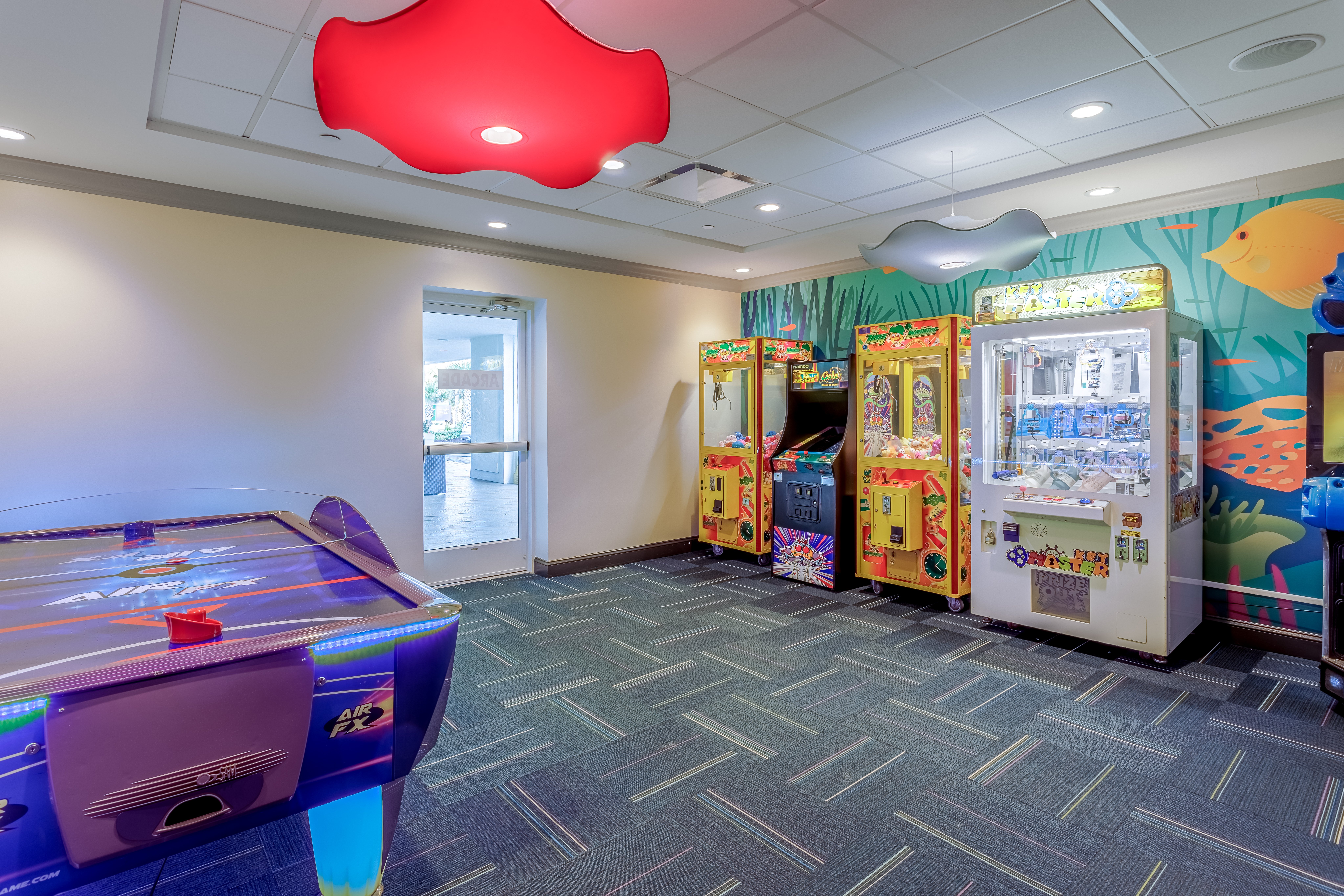 Holiday Inn Oceanfront At Surfside Beach 58/65