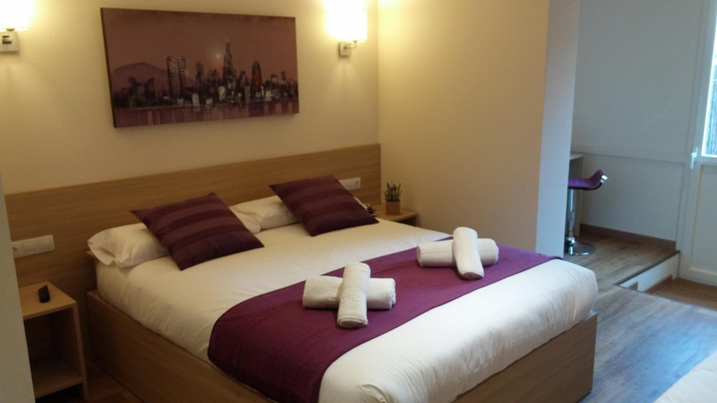 Room, Double and Twin Beds