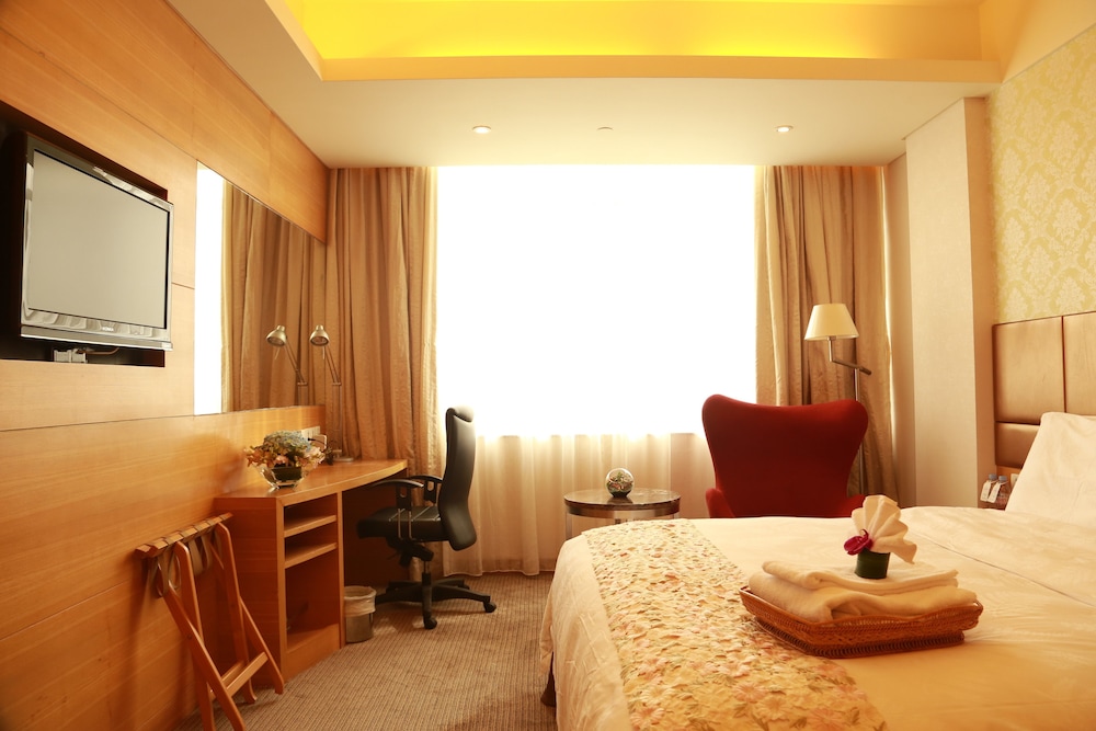 Seaview Gleetour Hotel 17/28