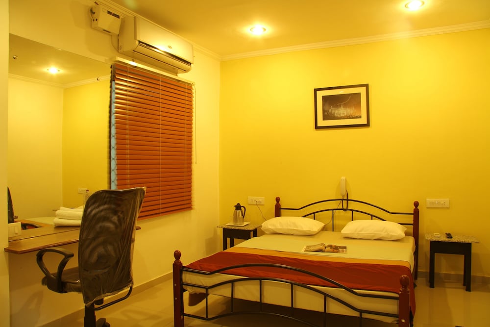 Deccan Comforts 31/41