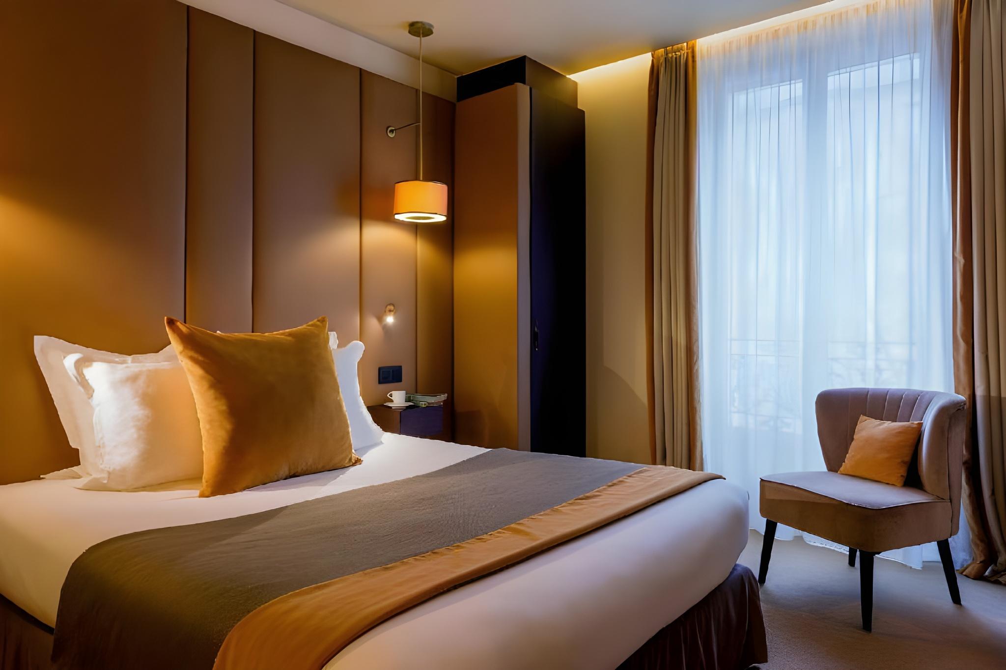 Room, Double Bed