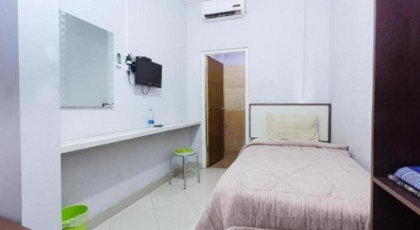 Zaen Hotel Syariah Solo 13/24