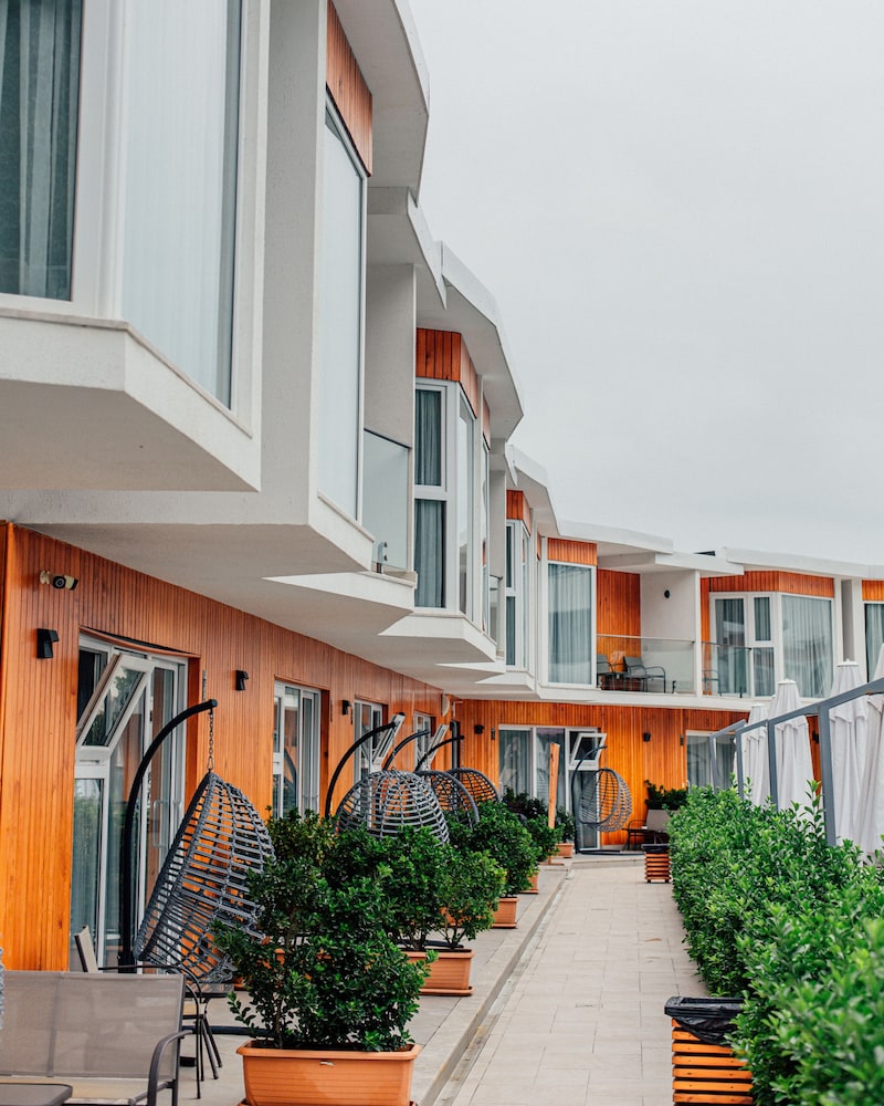 Riva Hill Resort 3/48