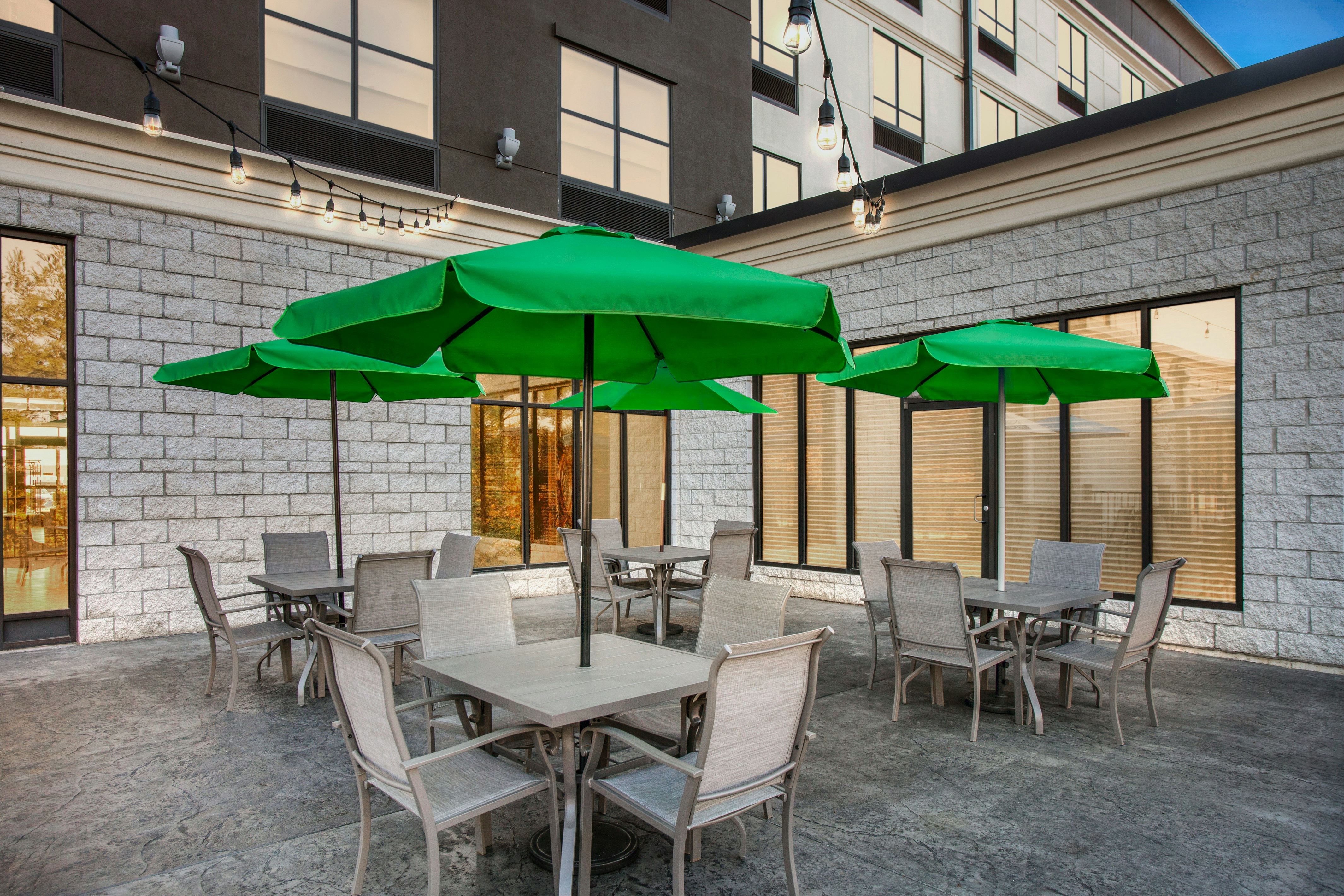Holiday Inn Quincy, an IHG Hotel 56/75