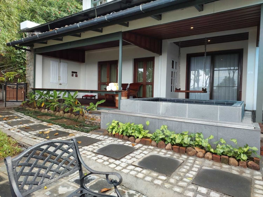 Spice Tree Munnar 7/50