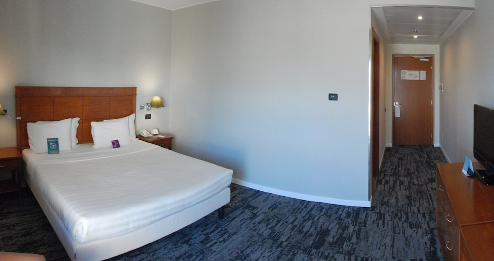 غرفة سوبيريور بسرير مزدوج، Mercure Rome Leonardo Da Vinci Airport 6/10