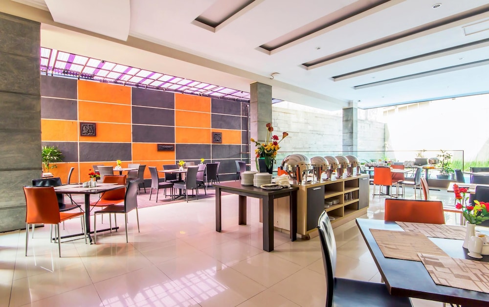 Andelir Hotel 44/51