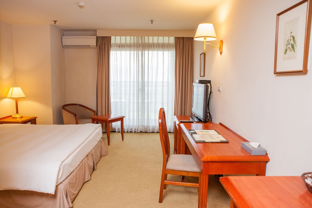 غرفة قياسية بسرير كوين، Landis Inn Lotung 9/10