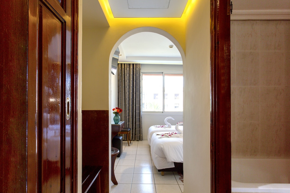 Akabar Hotel 写真2