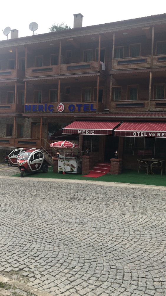 Meric Otel Uzungol 50/52