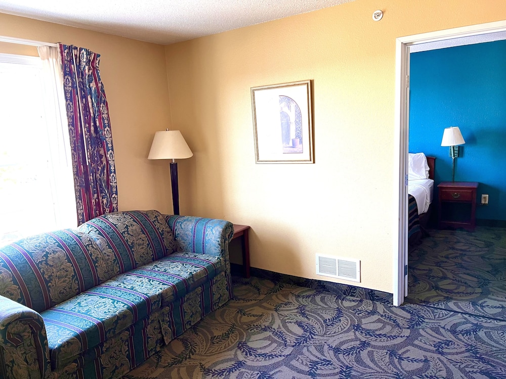 MainStay Suites Madison Airport 27/52