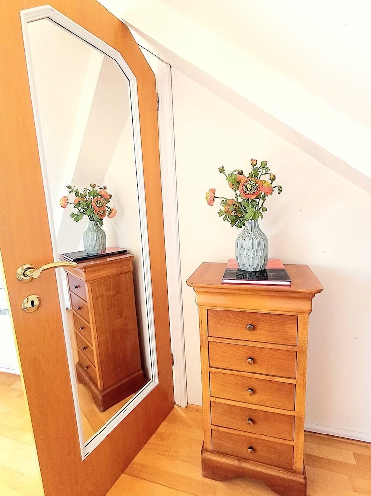 Boutique Guest Accommodation Zephyrus 2/80