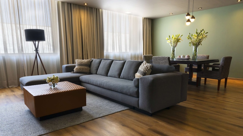 NH Collection Mexico City Airport T2 22/49