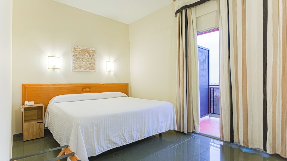 Room, Queen Bed, Private Pool, Terrace