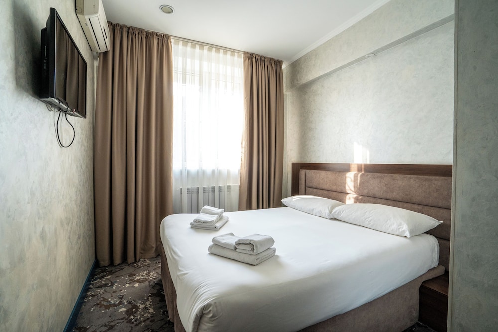 Hotel Mildom Express 12/49