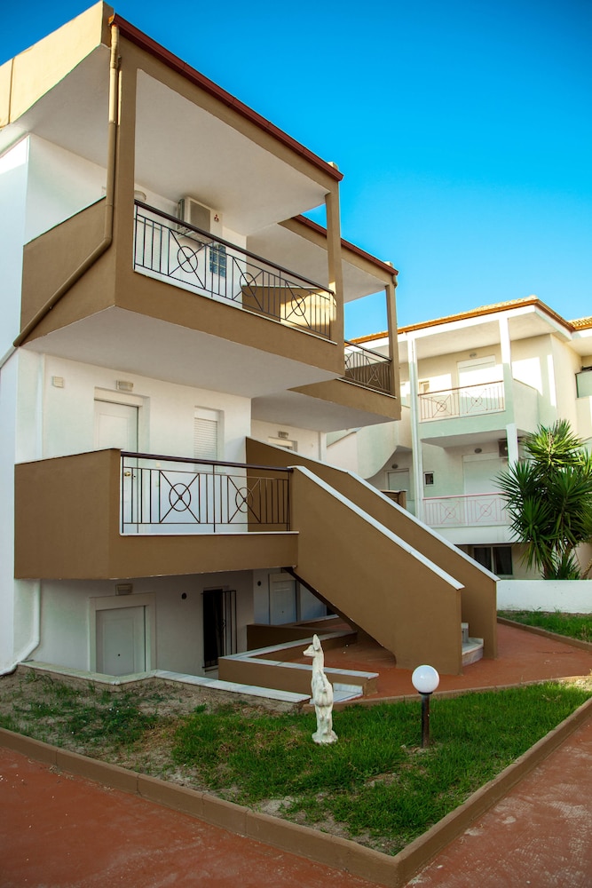 Villa Ellada Pride 4/33