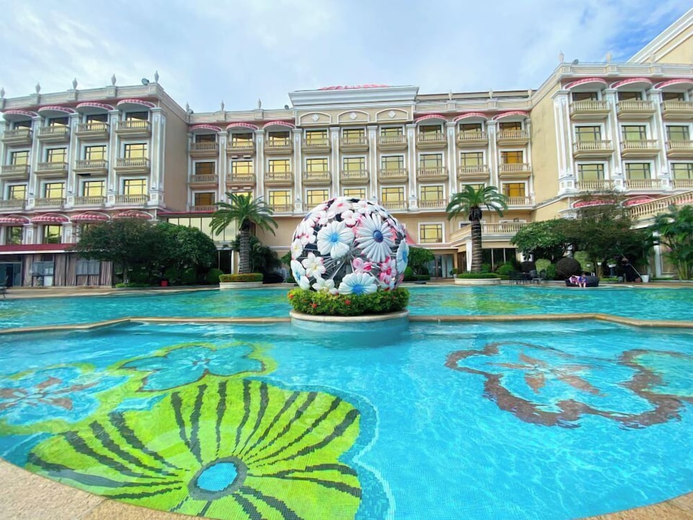 Ramada by Wyndham Sihanoukville Xinhaohui Palace 58/64