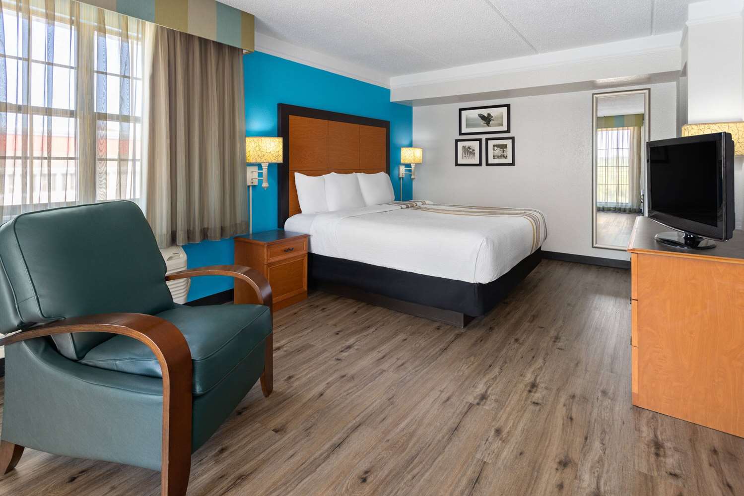 La Quinta Inn by Wyndham Pittsburgh Airport 13/36