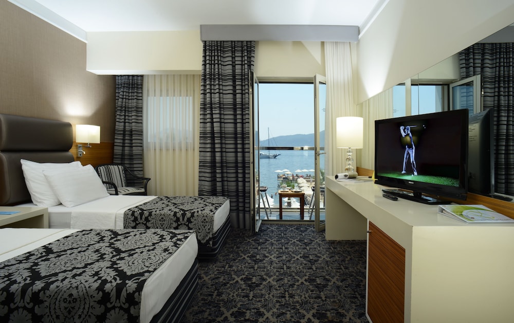 Cettia Beach Resort - Adults only 34/50