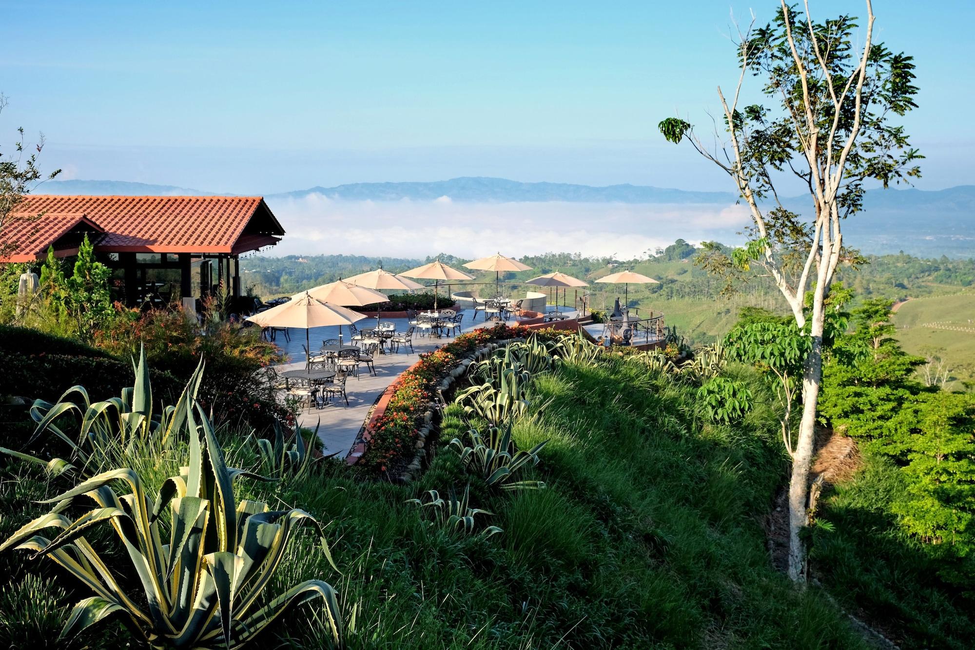 HACIENDA ALTAGRACIA 80/84