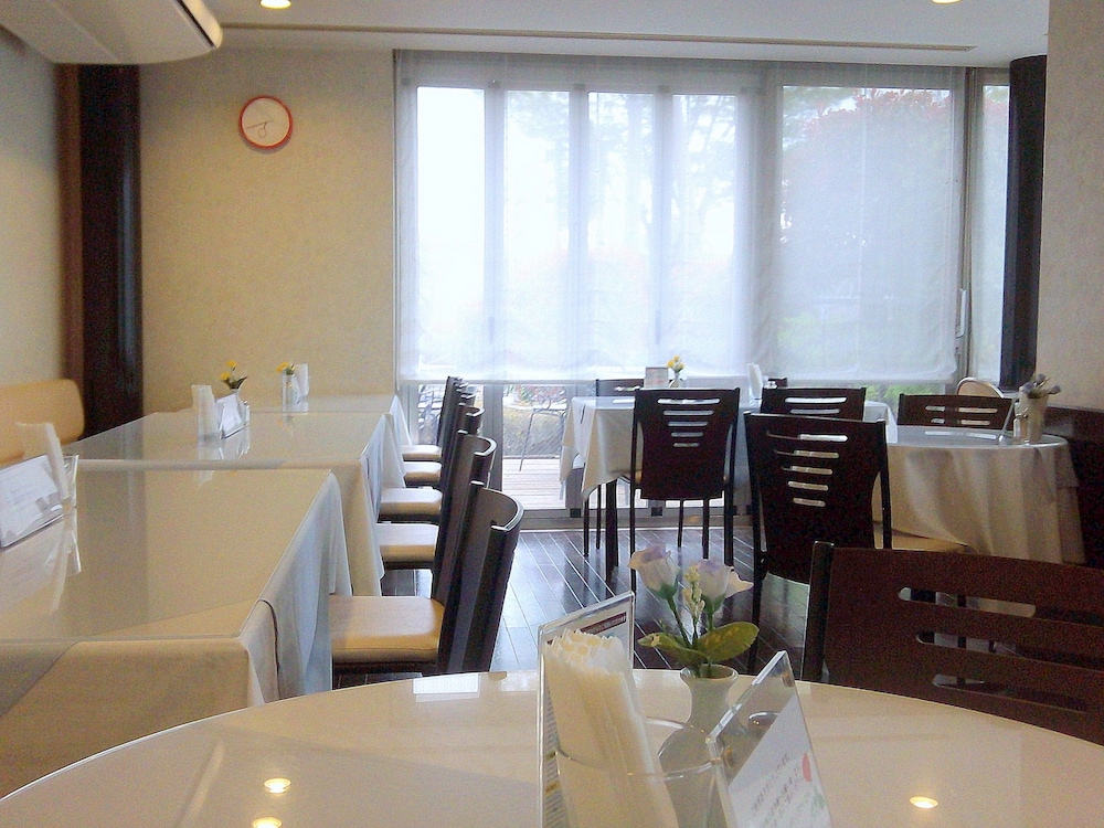 Okaya Central Hotel 40/43