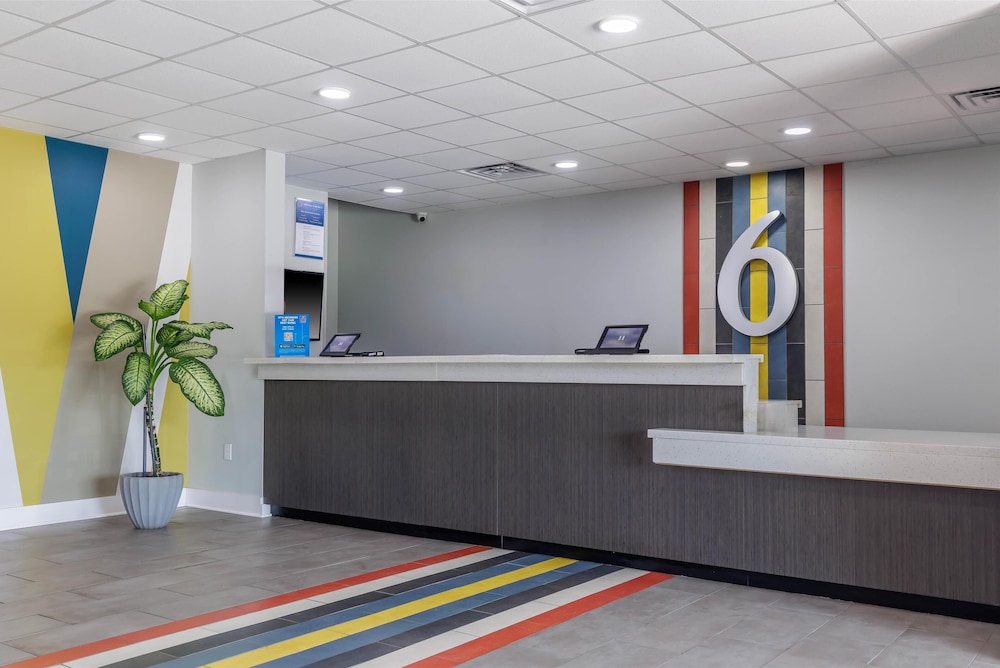 Lobby at Studio6 Gonzales, LA - Baton Rouge / Geismar / Prairieville I-10, GONZALES - LA