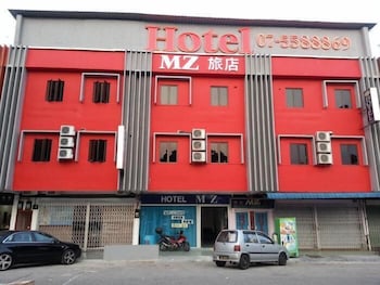 OYO 90273 Mz Hotel 1/20