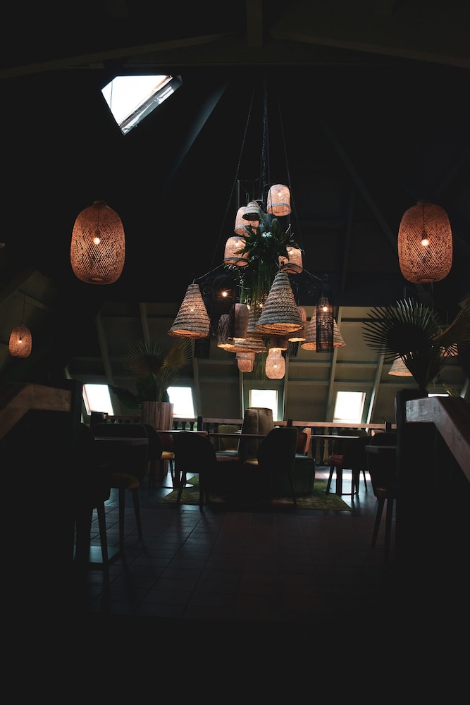 Logis Hotel Black and Green 21/50