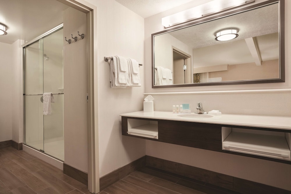 Hampton Inn Brigham City 10/39