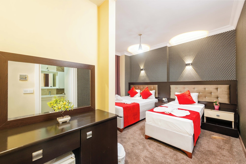 Grand Abimo Hotel (ex Hotel Diamond City) 18/27