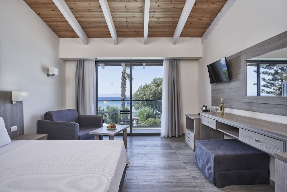 Blue Bay Beach Resort 21/61