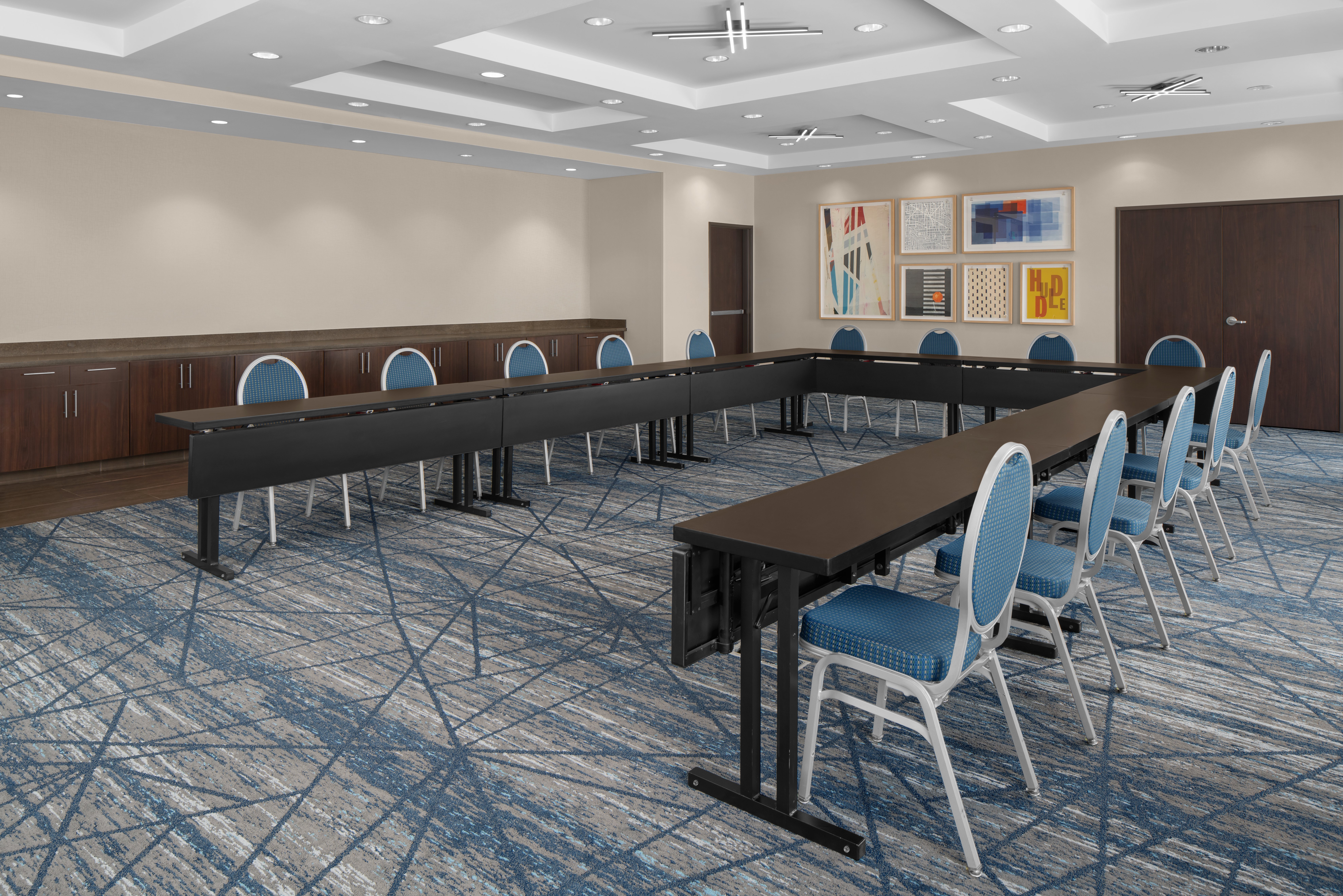 Holiday Inn Express & Suites Midland South I-20 62/69
